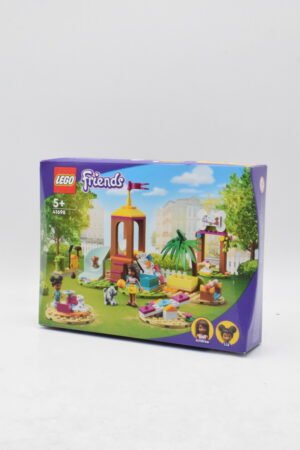 41698 LEGO Friends - Le terrain de jeu des animaux