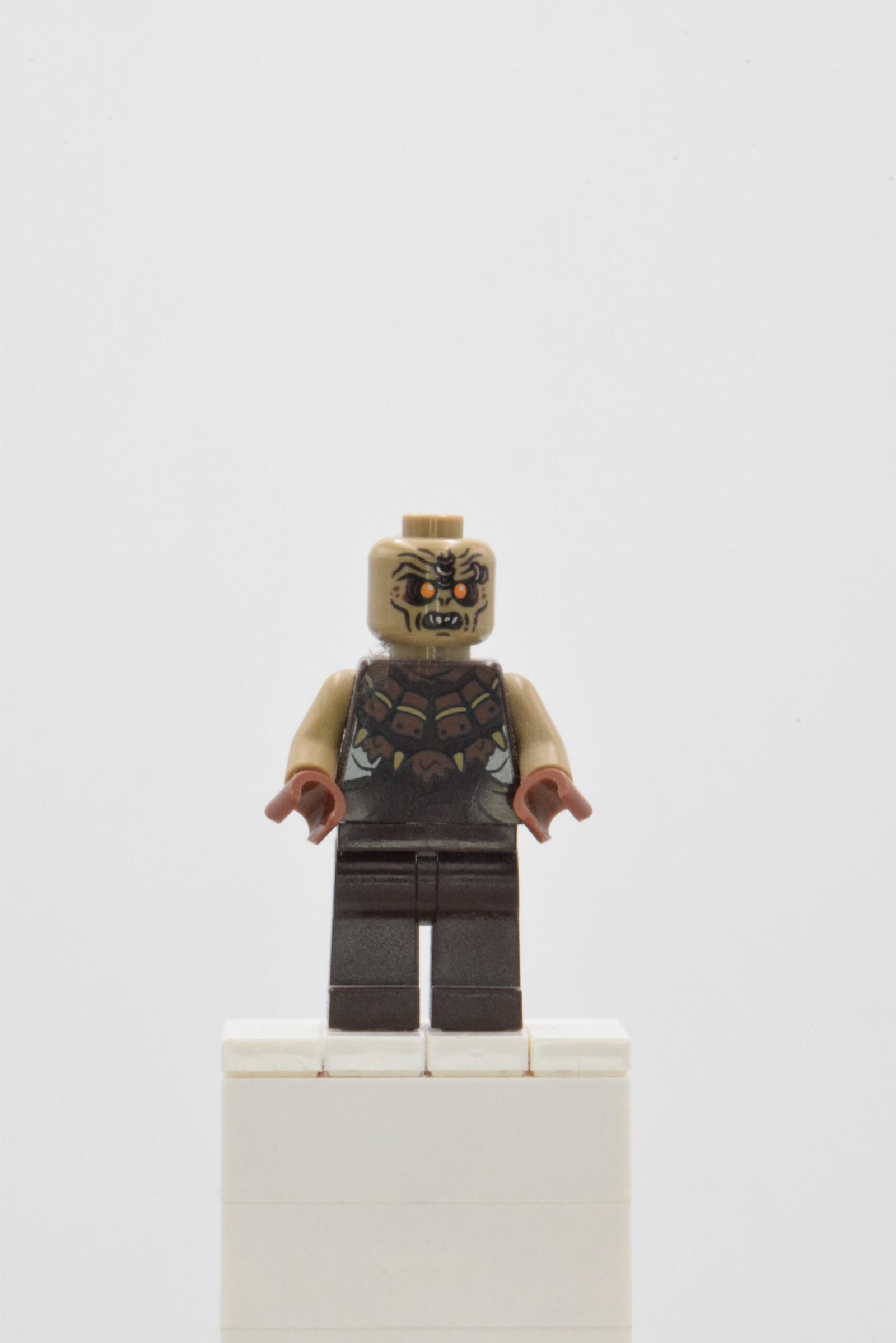 lor065 LEGO LOTR - Mordor Orc – Image 5