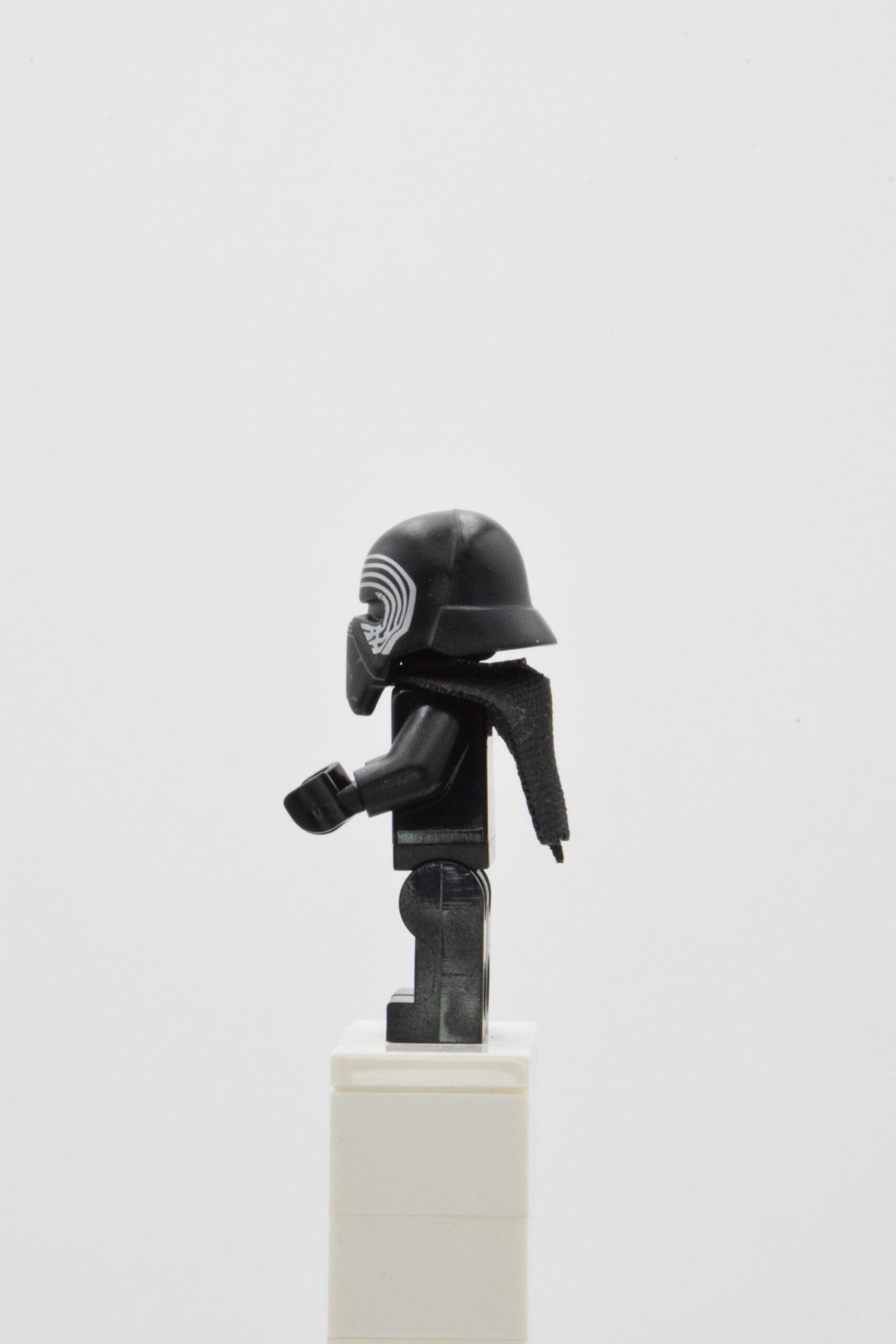 sw0663 - Kylo Ren – Image 2