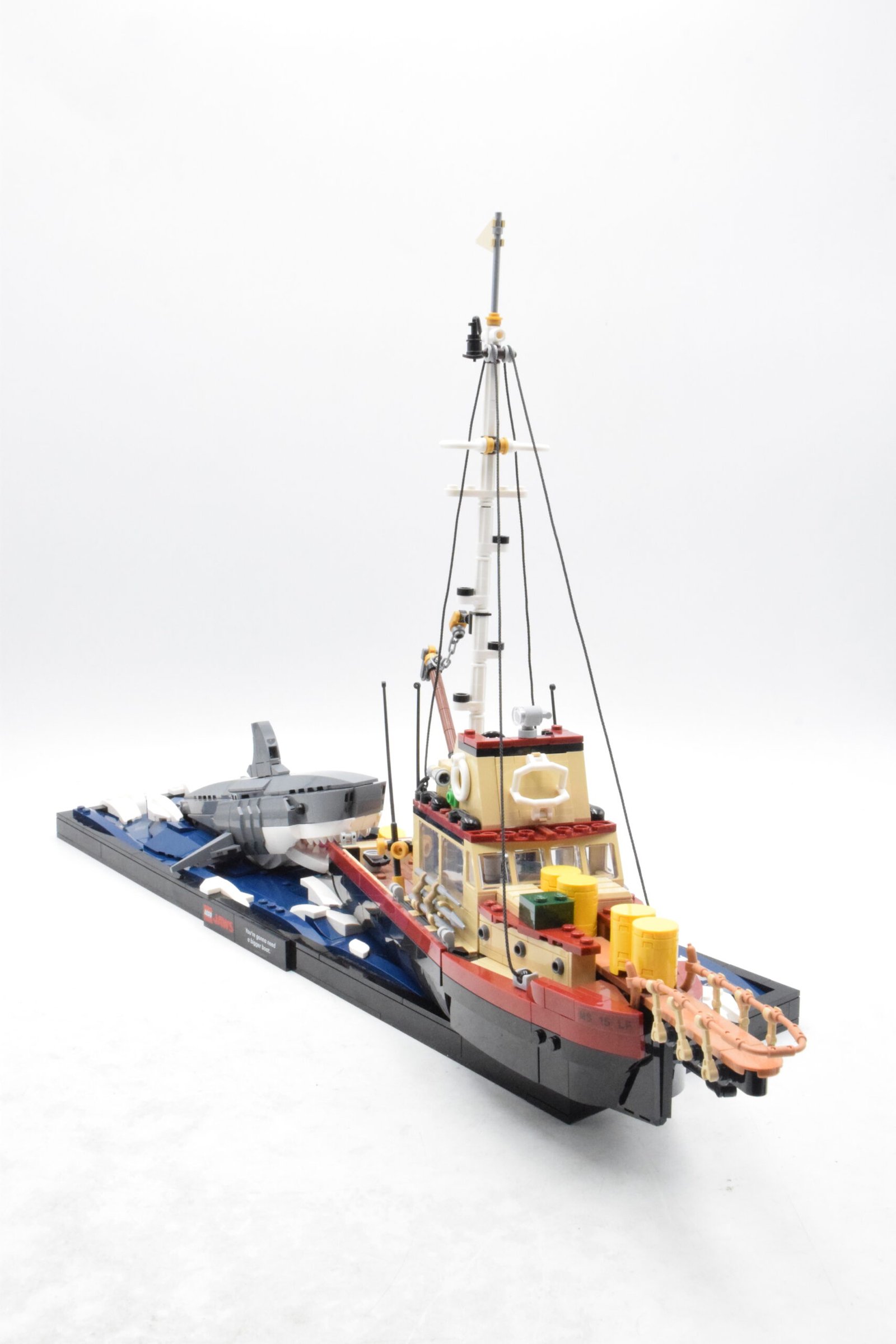 21350 LEGO Ideas - Les Dents de la Mer – Image 3