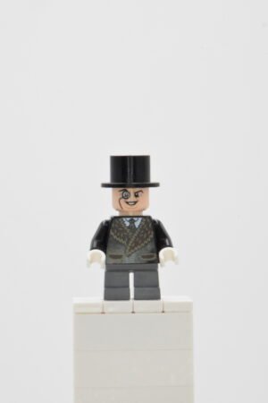 sh0096 LEGO DC - The Penguin