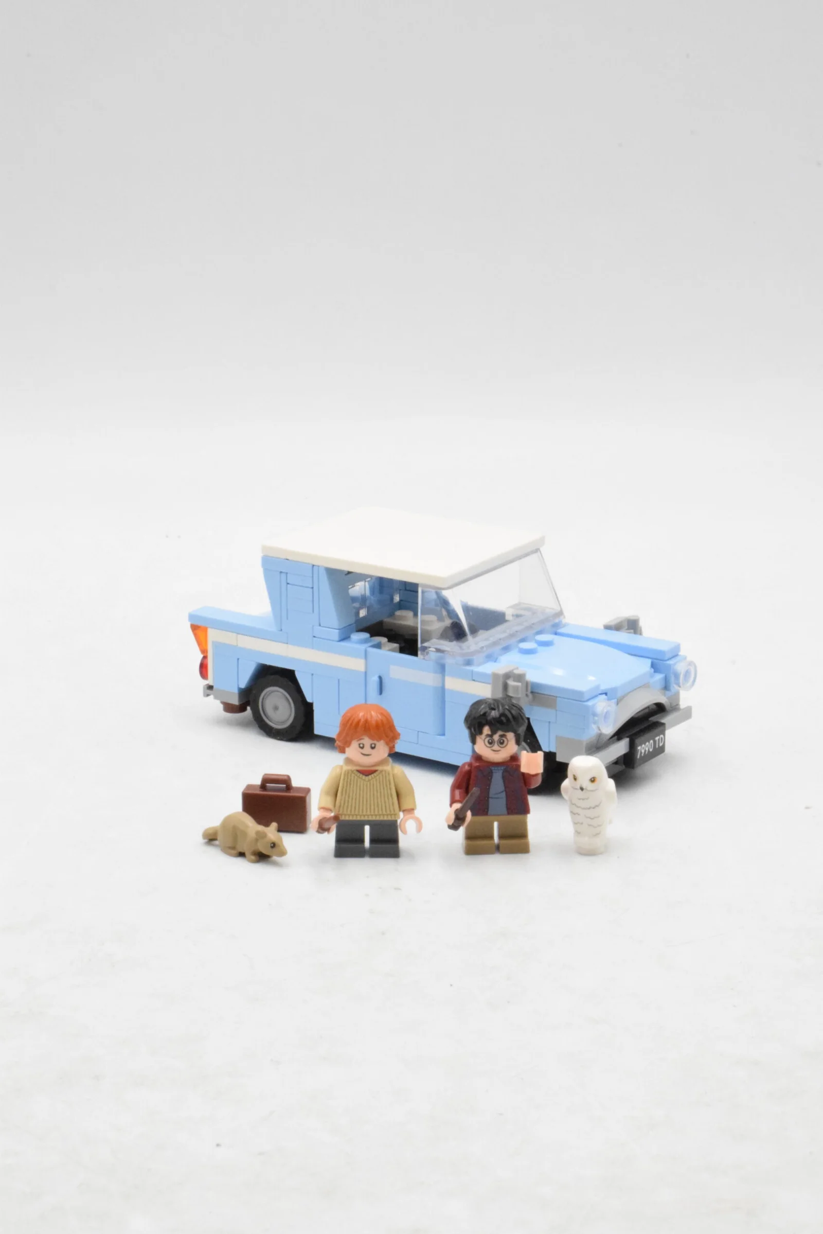 76424 - La Ford Anglia volante – Image 2