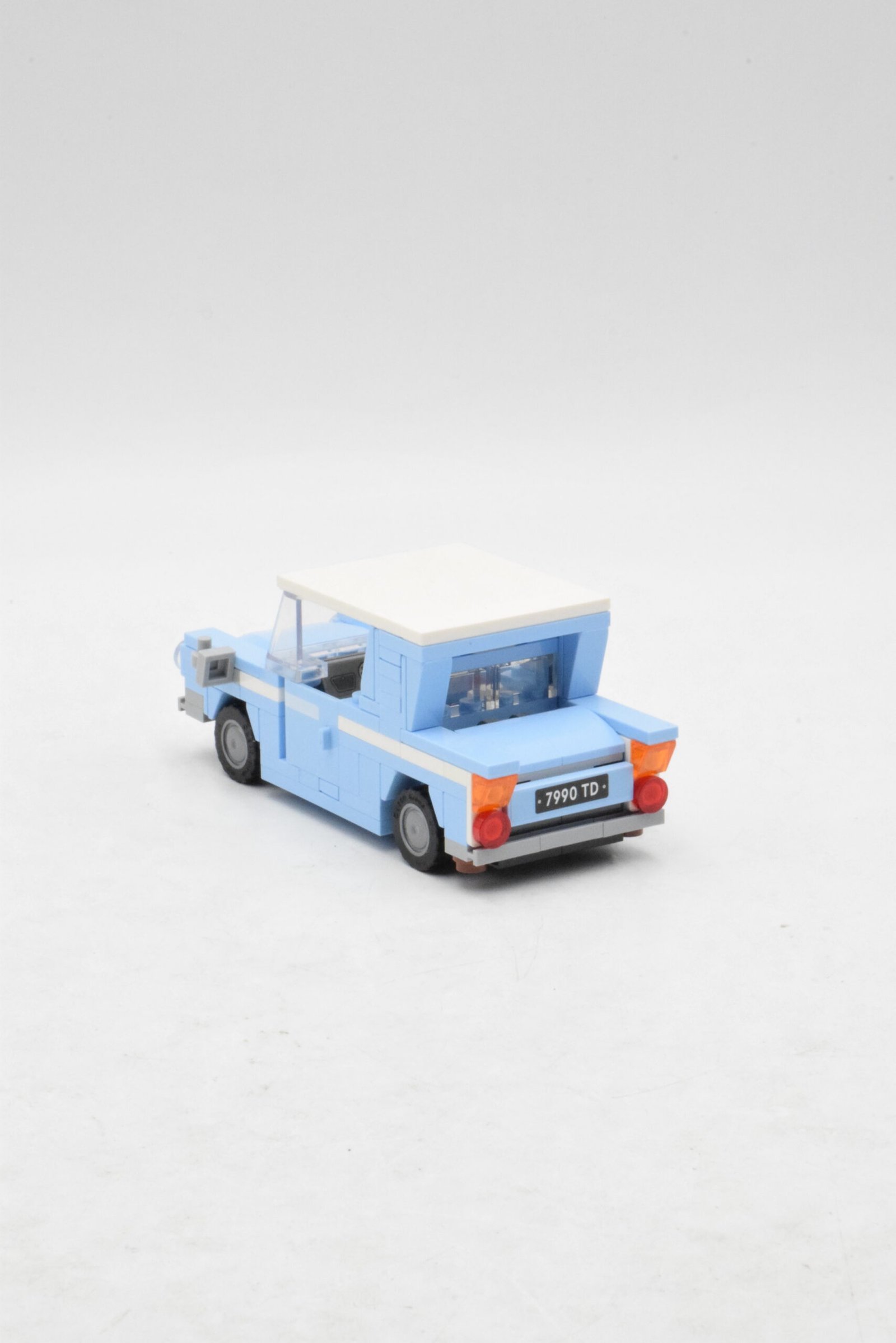 76424 - La Ford Anglia volante – Image 4