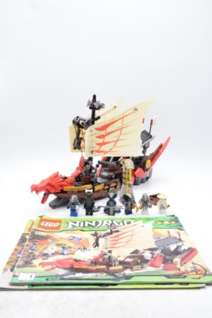 9446 LEGO Ninjago - Le QG des ninjas