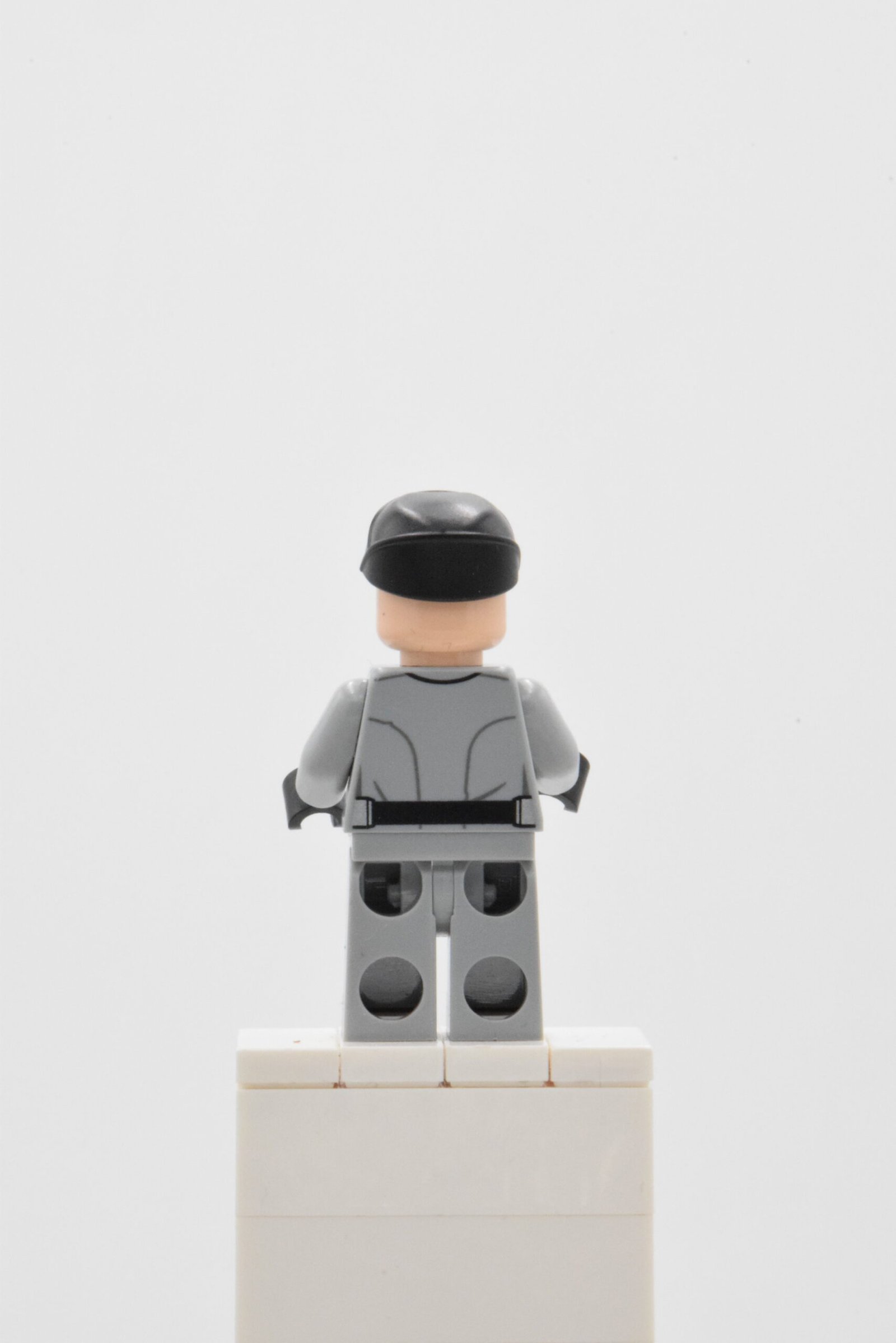 sw0775 LEGO Star Wars - Imperial Officer – Image 3