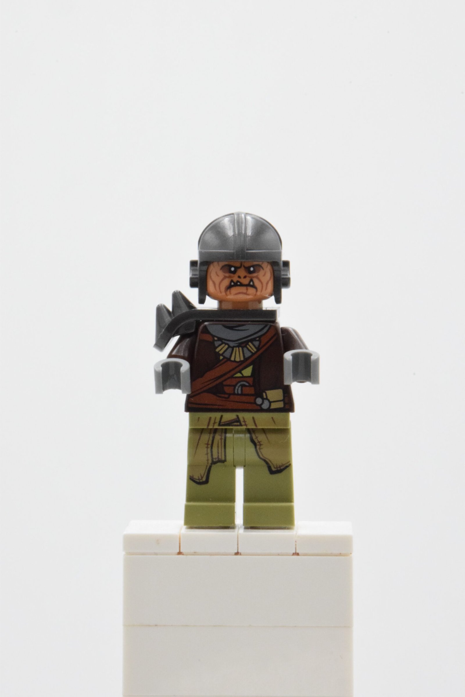 sw1060 LEGO Star Wars - Klatooinian Raider with Helmet