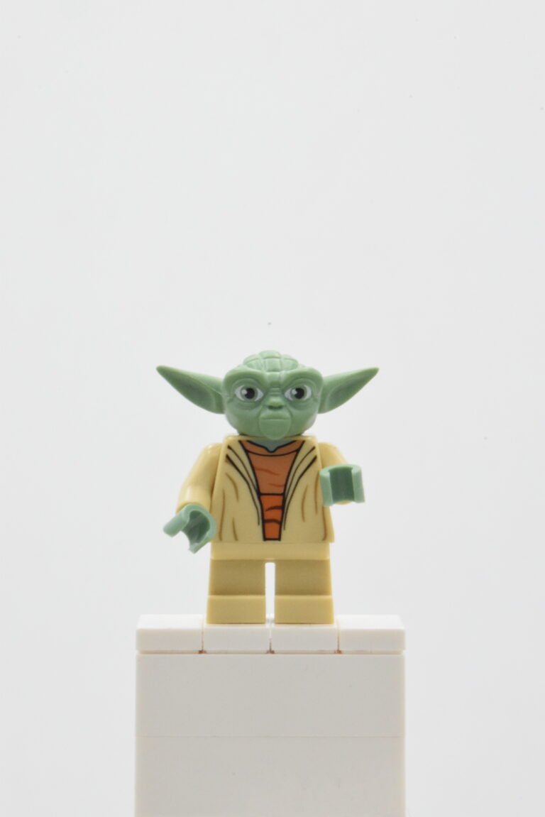 sw0446 LEGO Star Wars - Yoda (Clone Wars)