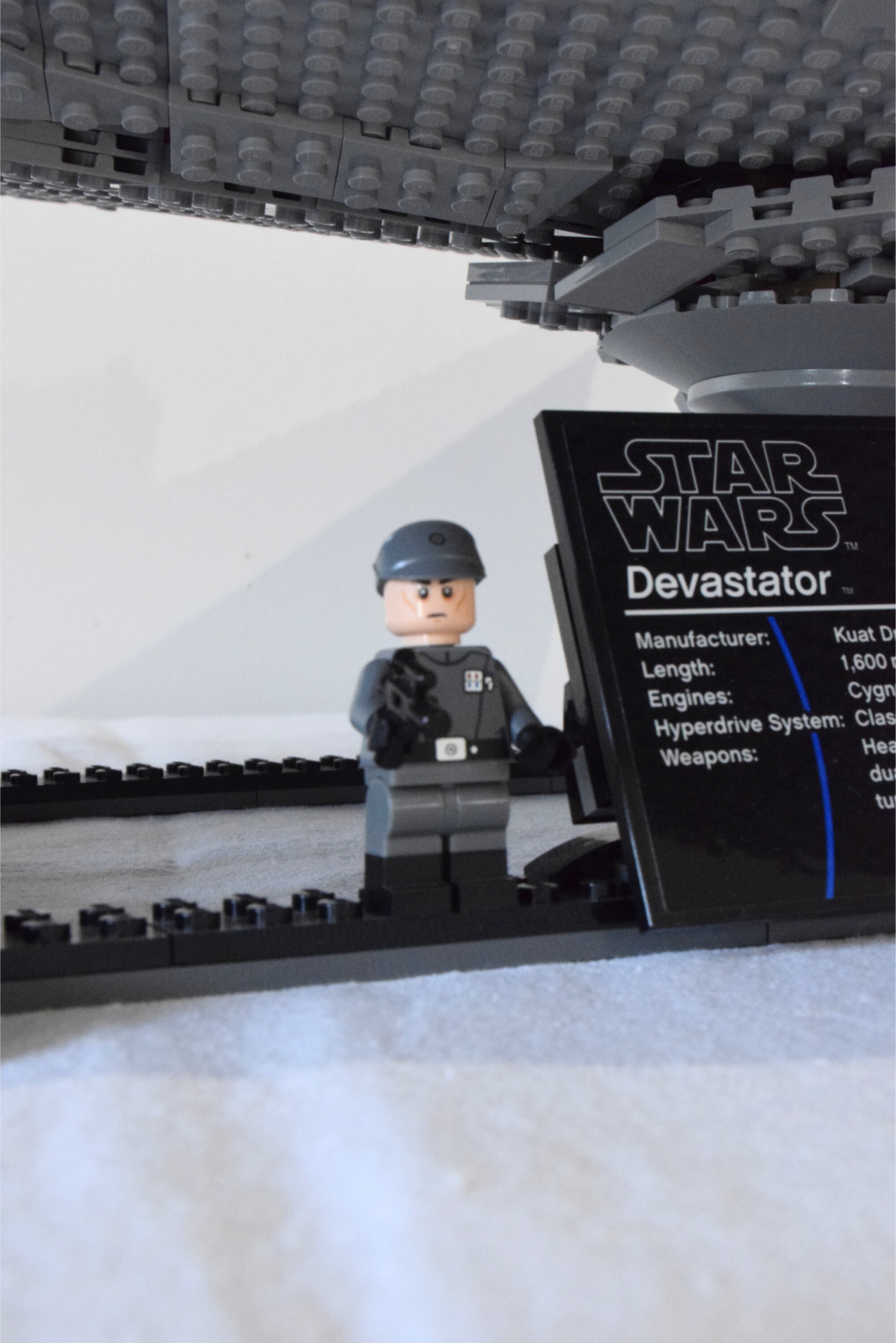75252 - Imperial Star Destroyer UCS – Image 10