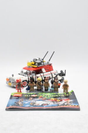 75828 LEGO Ghostbusters - Ecto-1 et 2