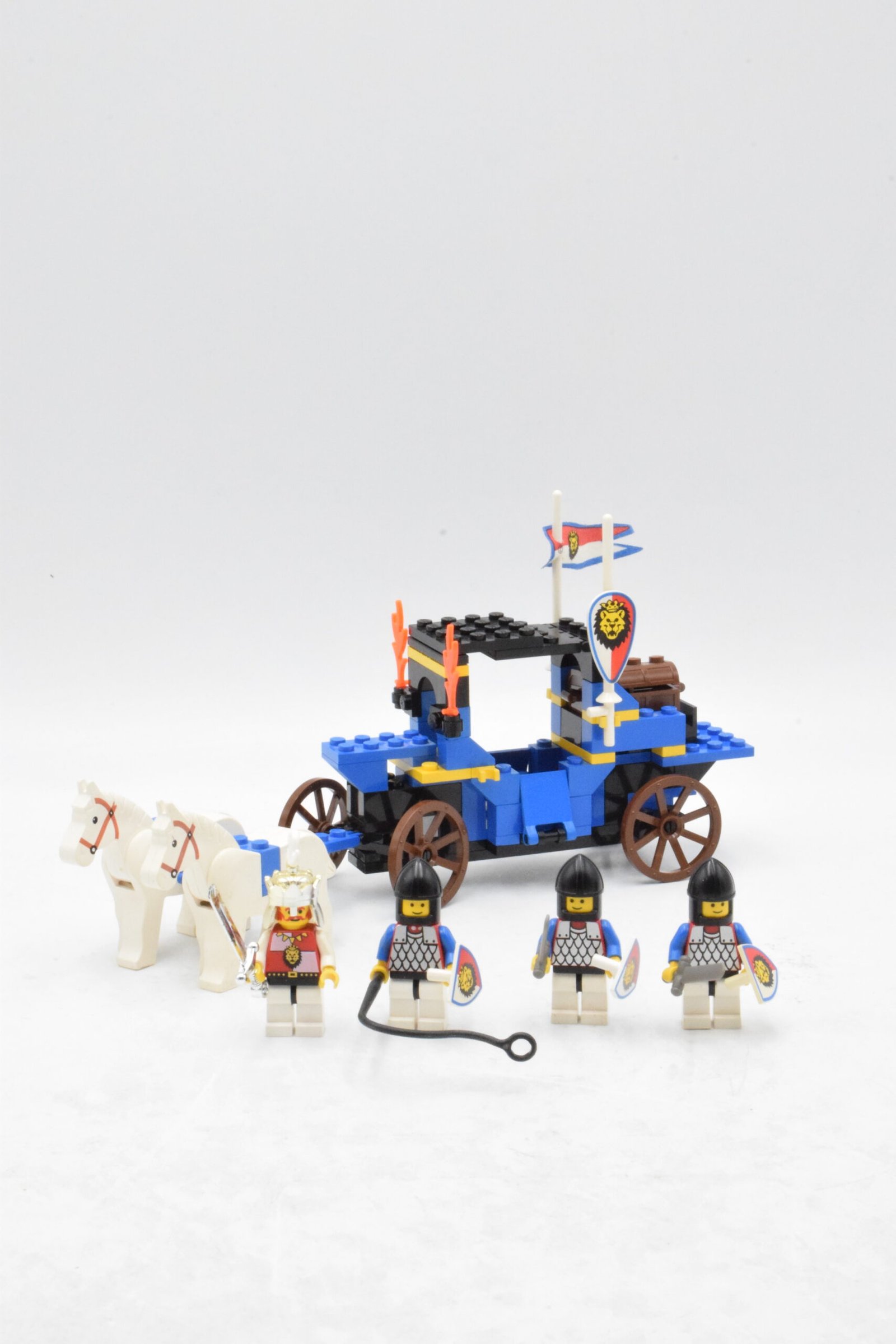 6044 - King's Carriage – Image 2