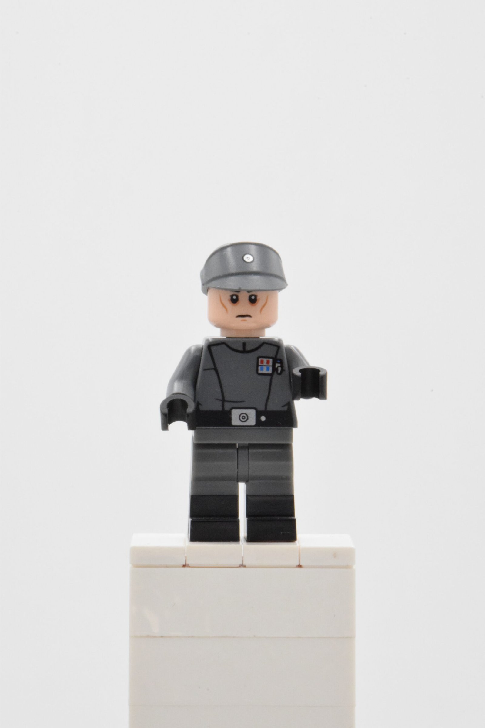 sw1043 - Imperial Officer
