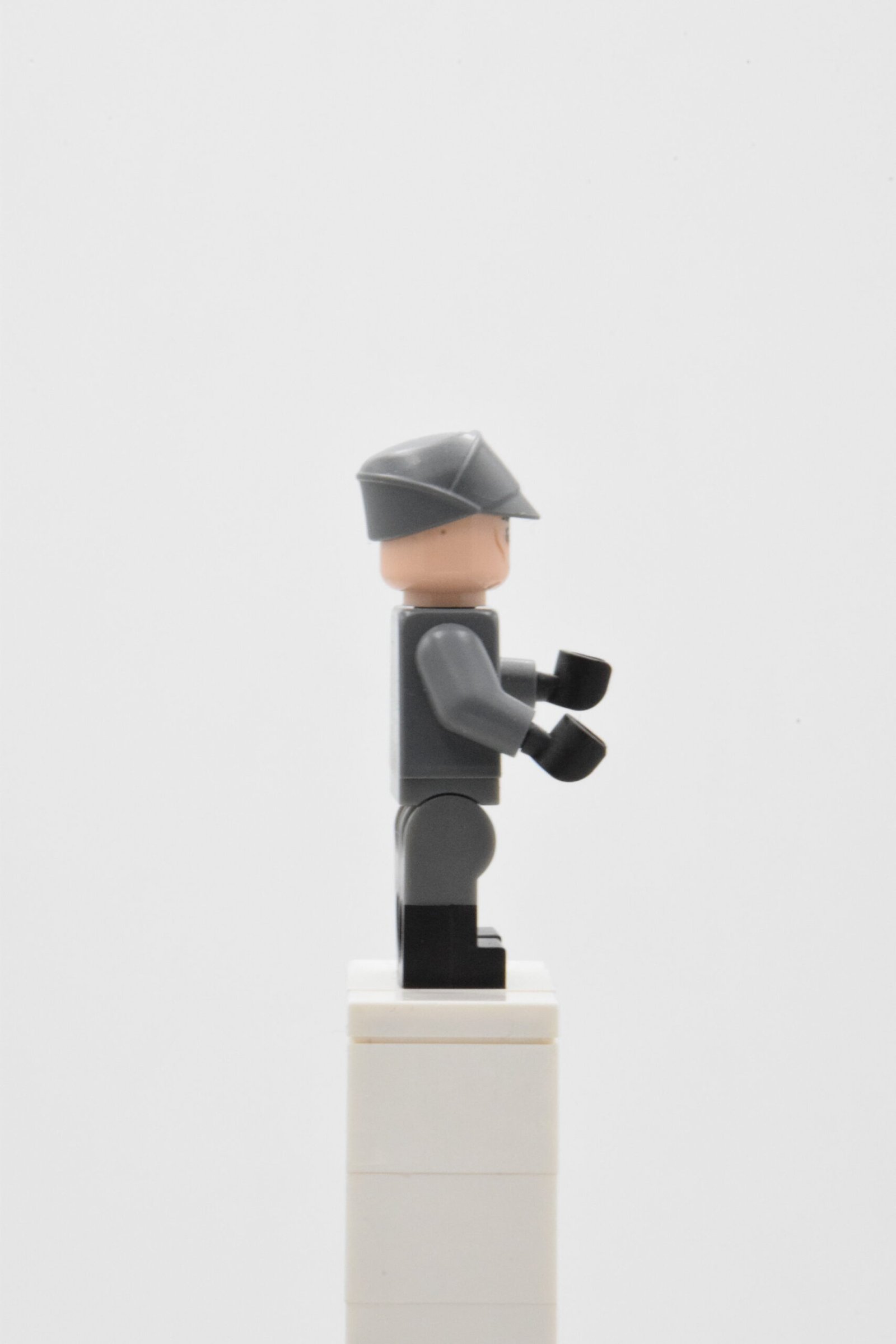 sw1043 - Imperial Officer – Image 4