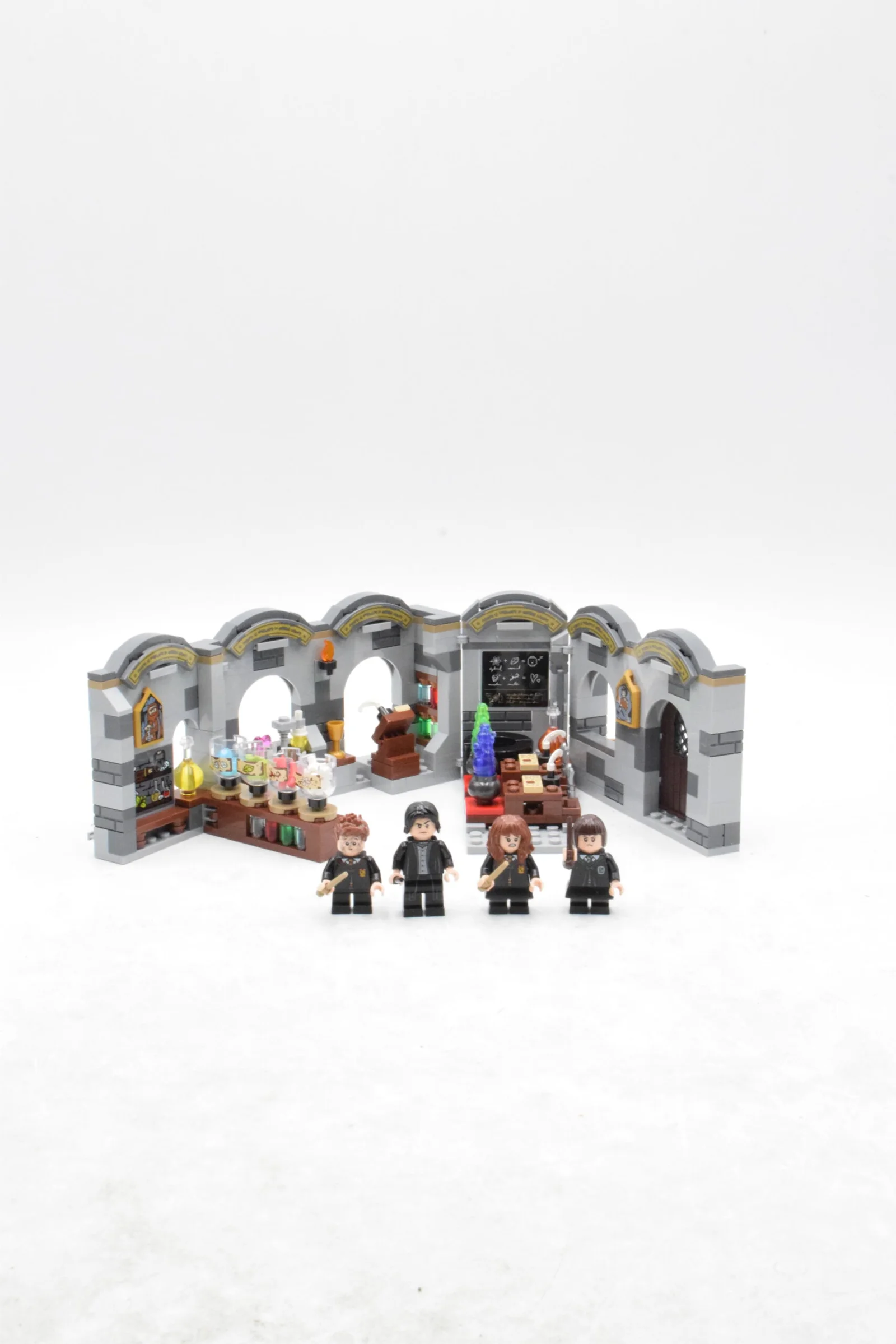 76431 - Le château de Poudlard : le cours de potions – Image 2