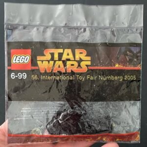 2. Darth Vader avec sabre lumineux “Light-Up”
