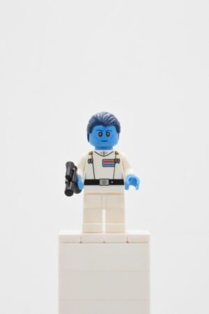 sw0811 - Grand Admiral Thrawn