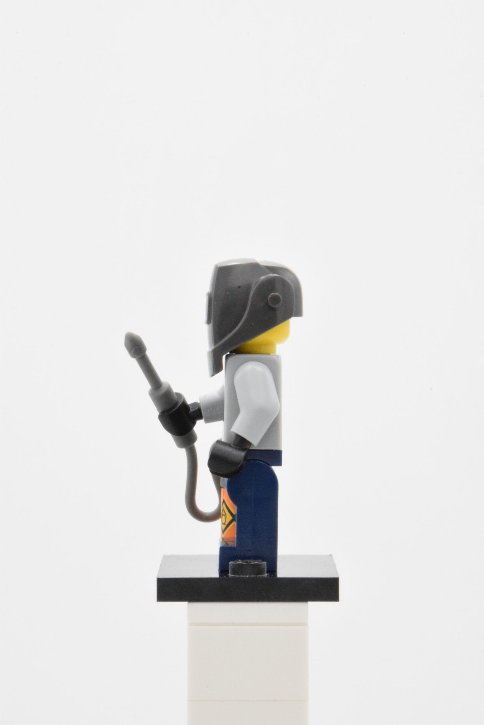 col172 - Welder – Image 2
