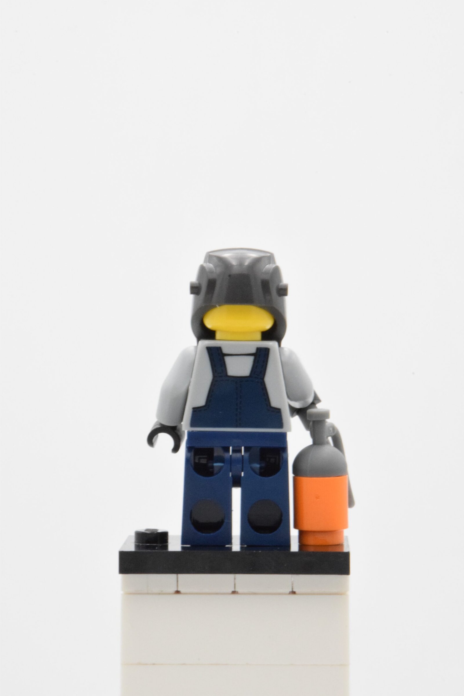col172 - Welder – Image 3