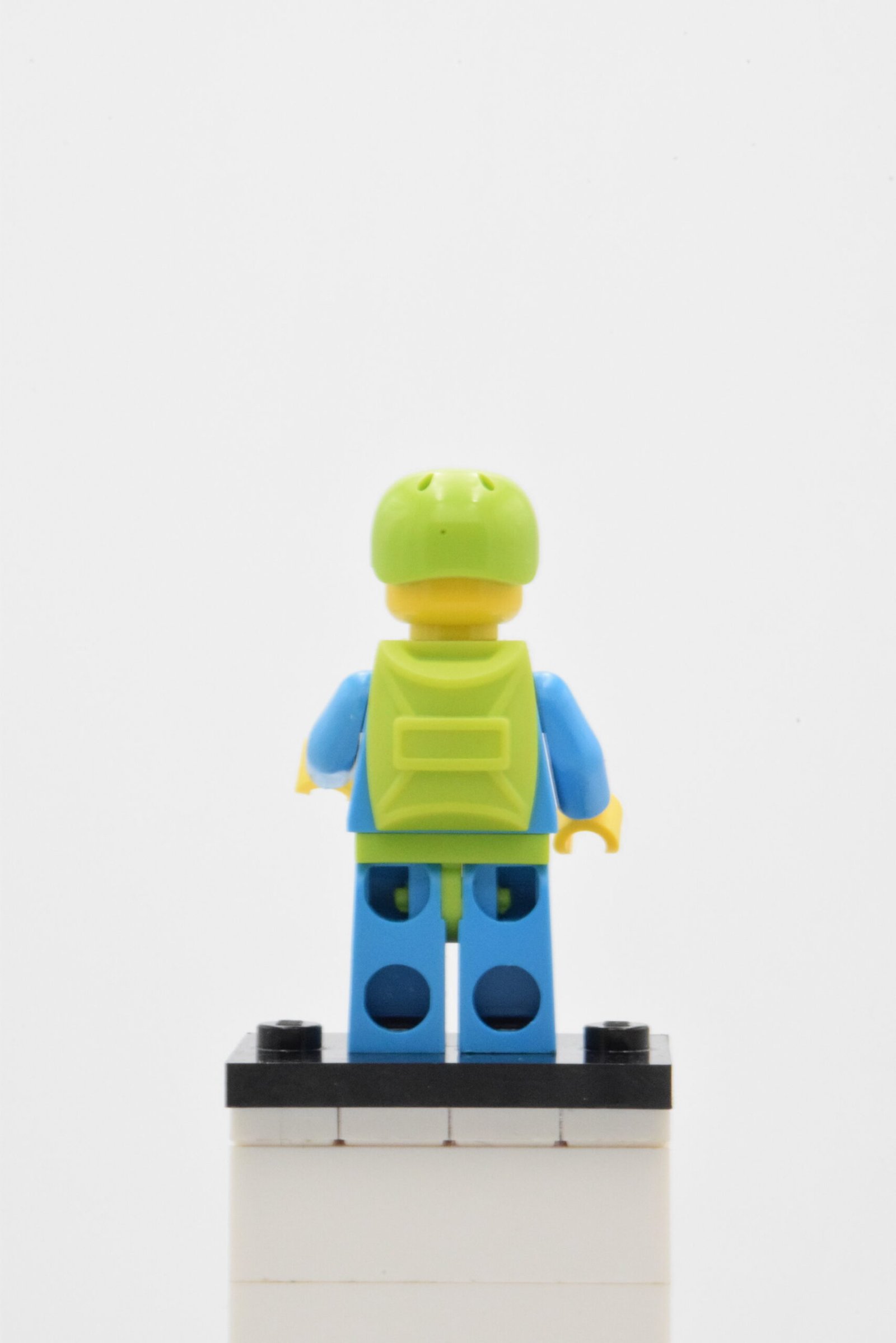 col150 - Skydiver – Image 3