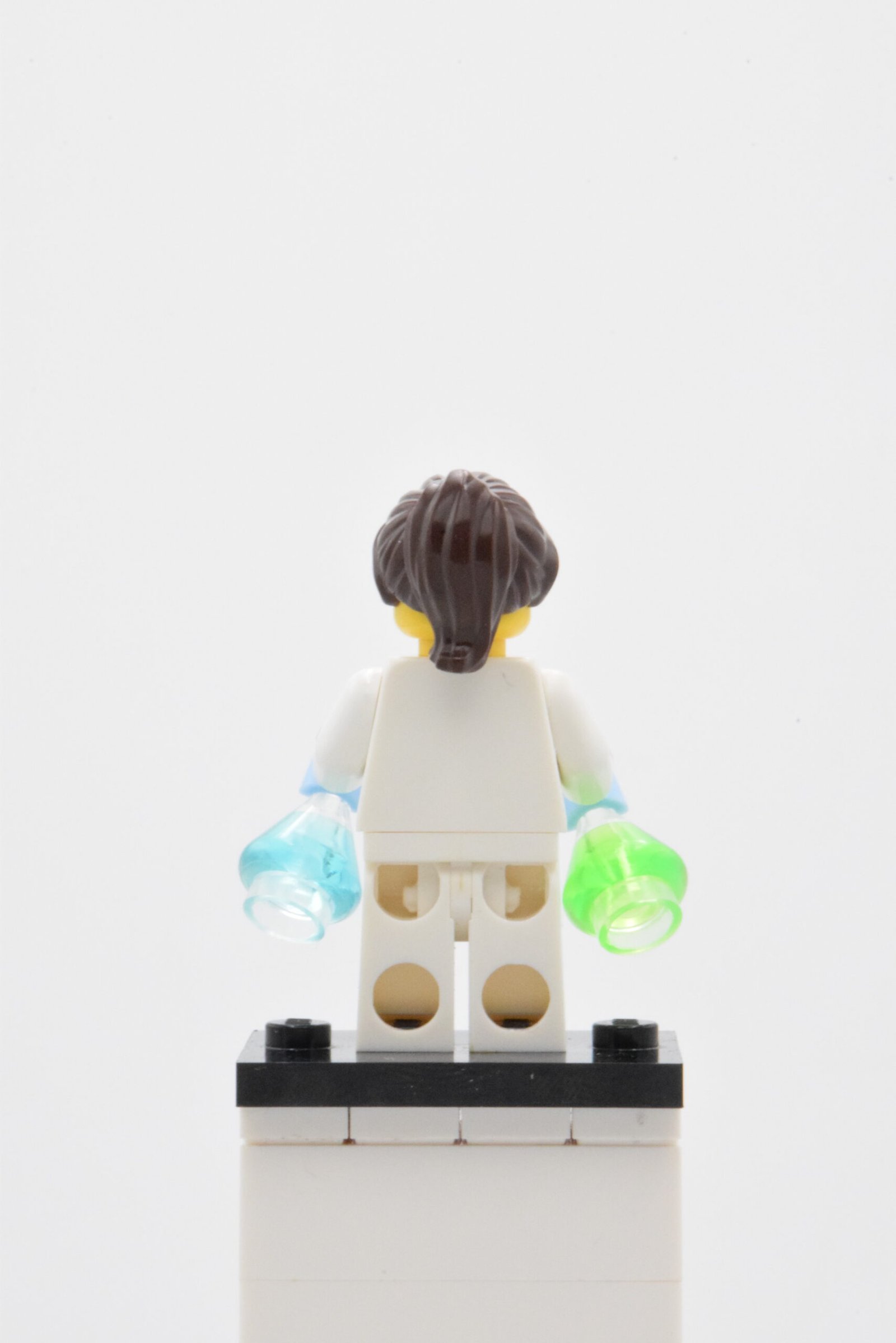 col173 - Scientist – Image 3