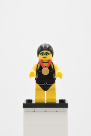 col097 - Swimming Champion