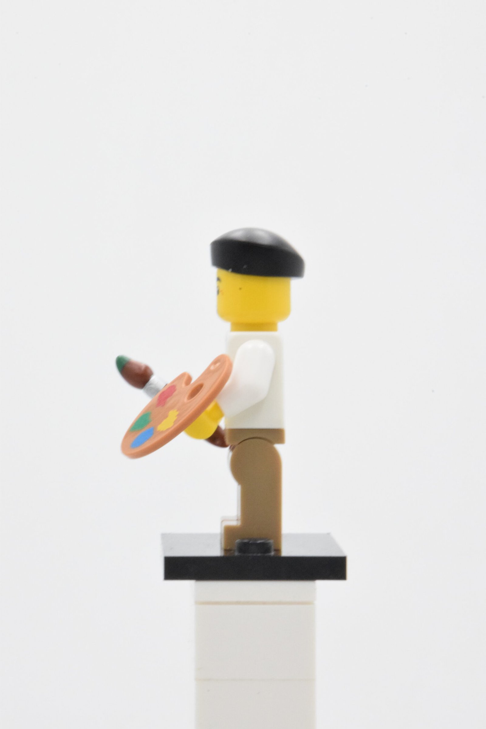 col062 - Artist – Image 2