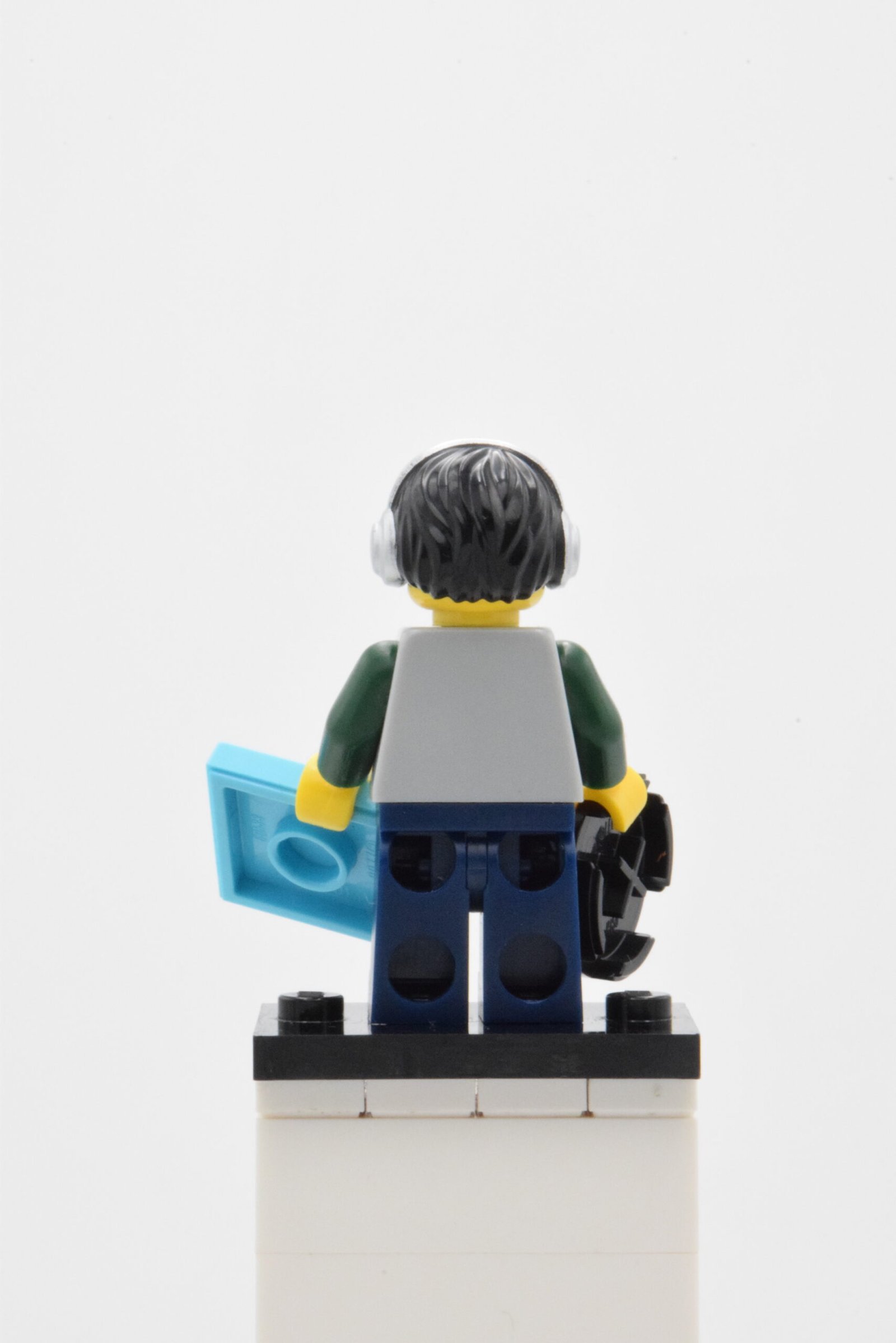 col124 - DJ – Image 3