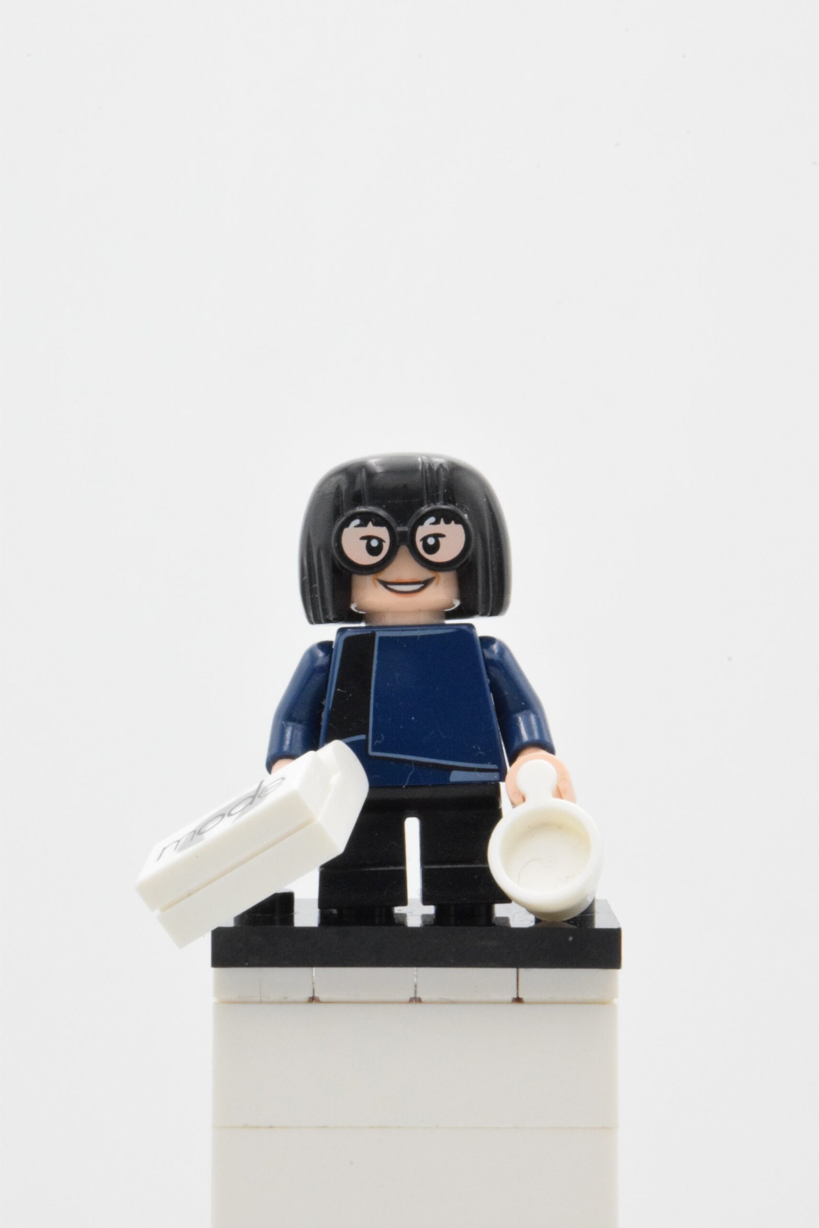 dis040 - Edna Mode