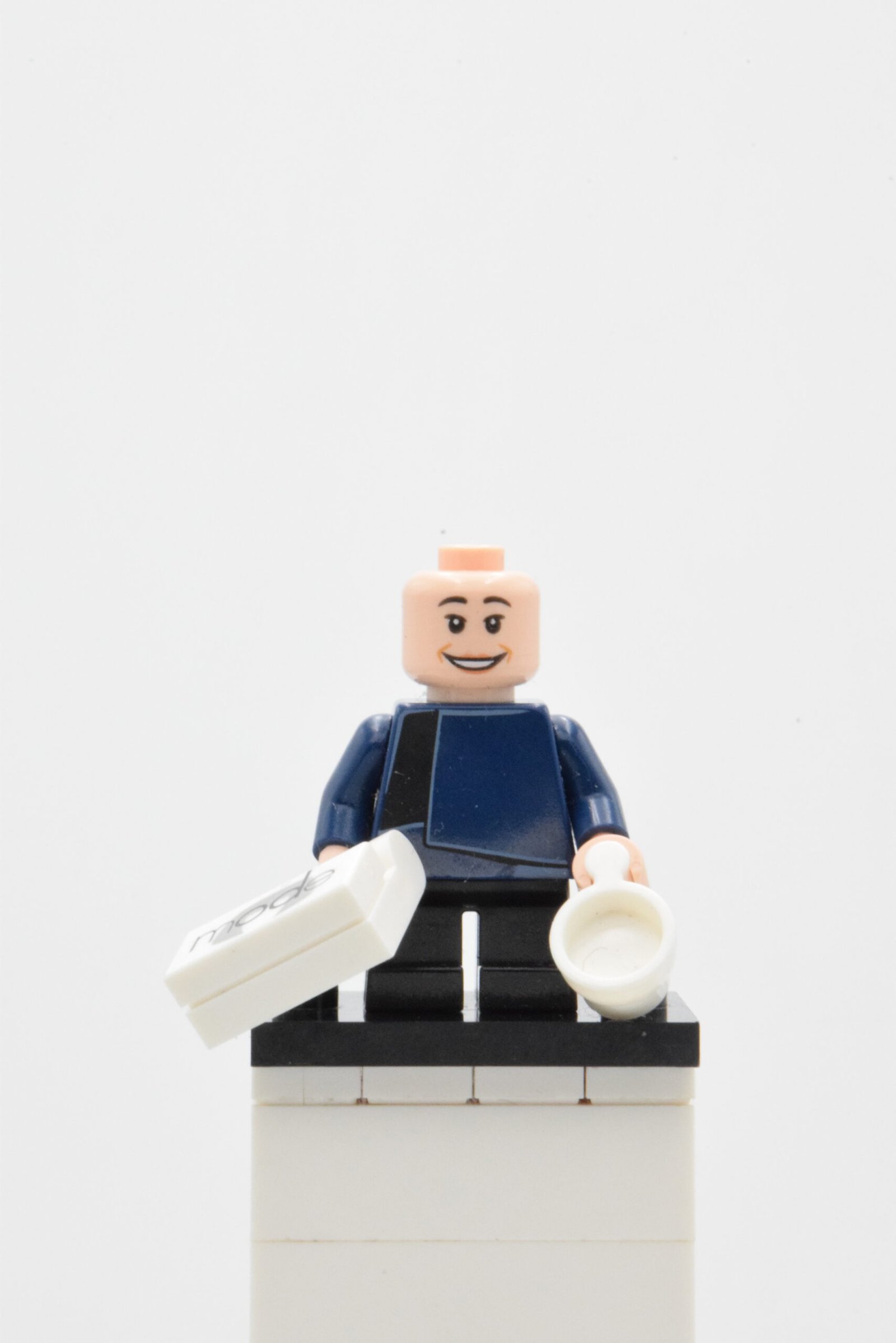 dis040 - Edna Mode – Image 5