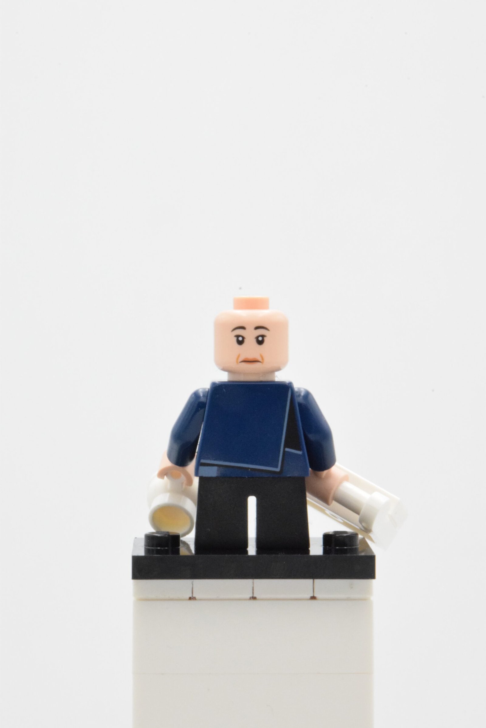 dis040 - Edna Mode – Image 6