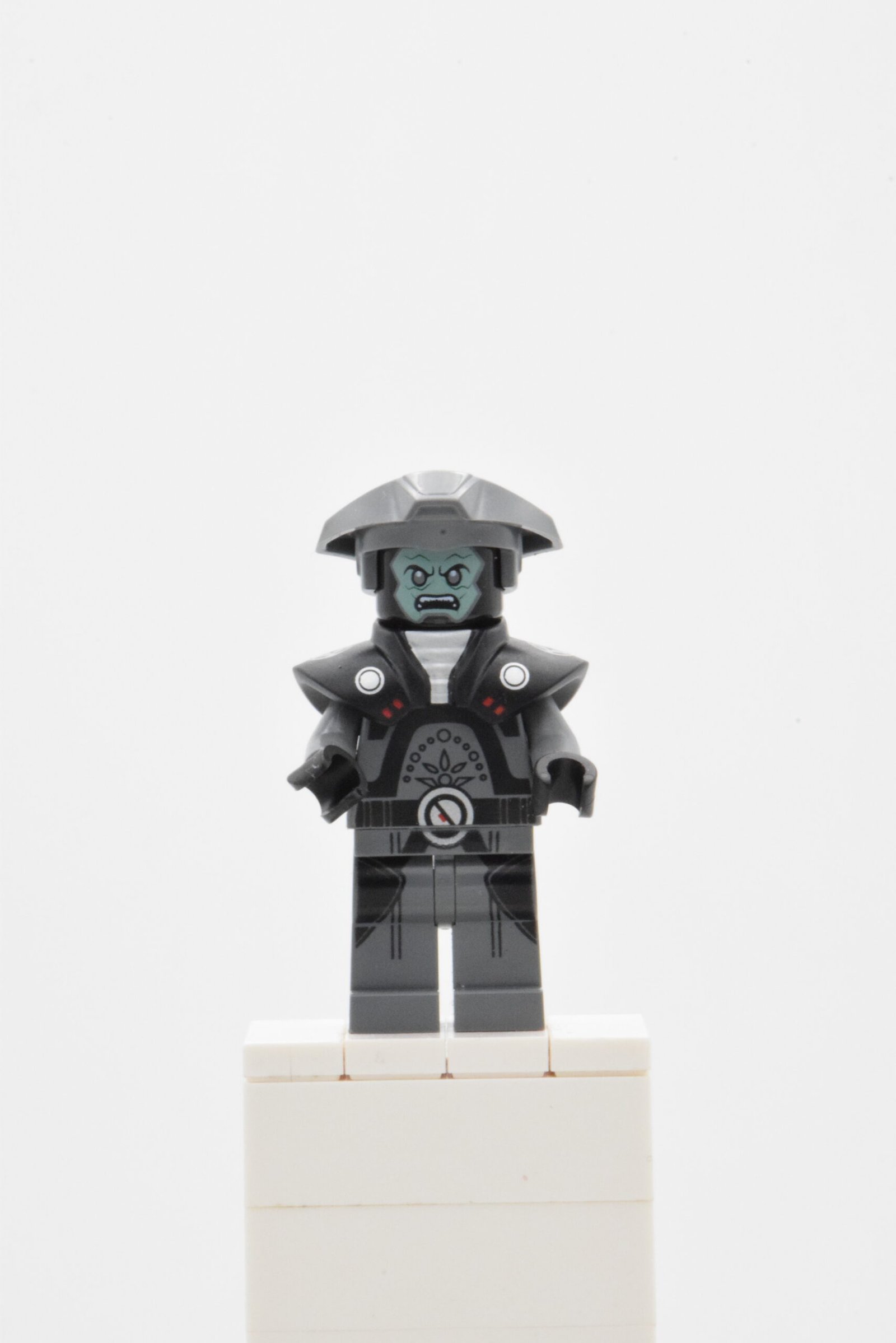 sw0747 - Imperial Inquisitor Fifth Brother