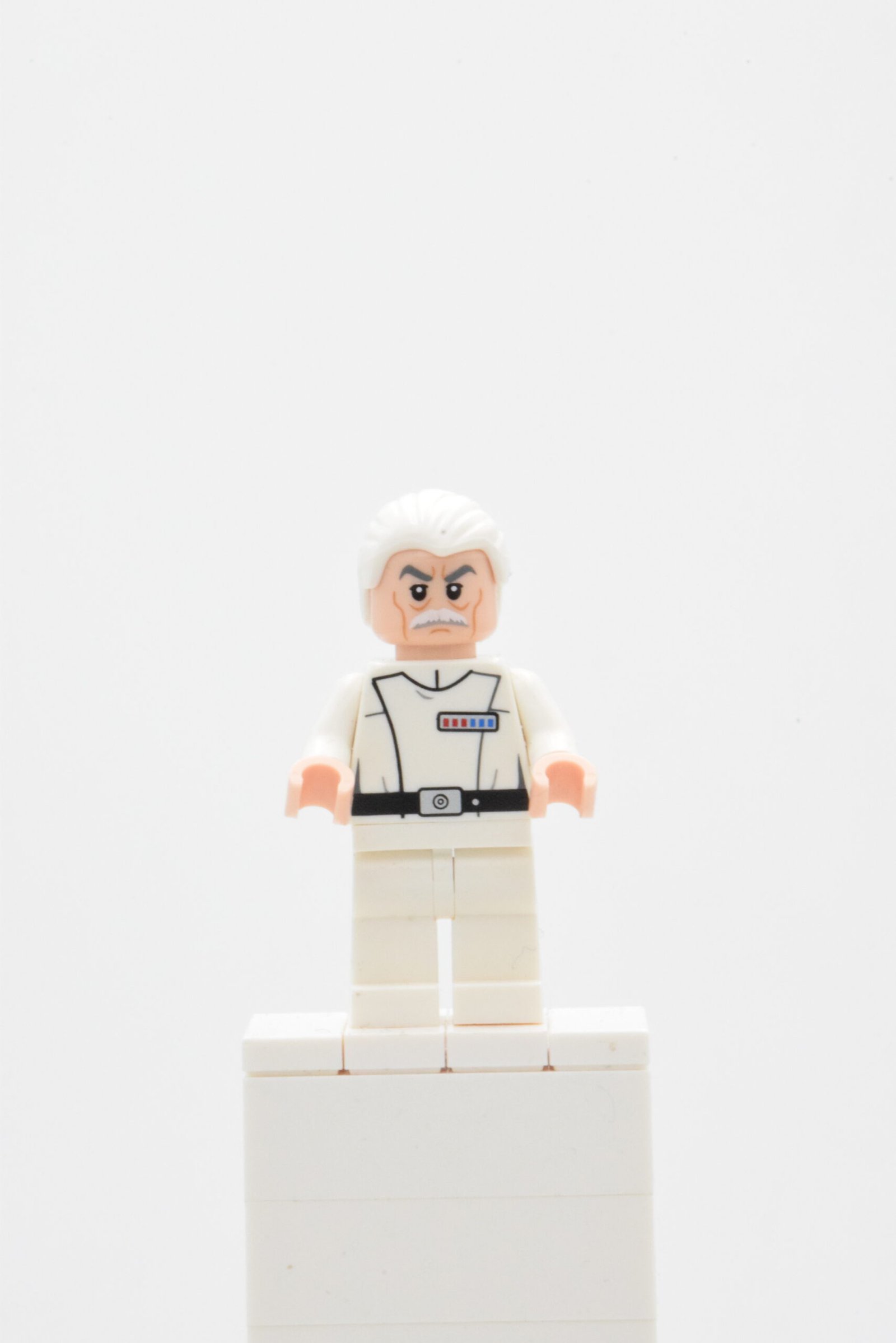 sw0633 - Admiral Wullf Yularen