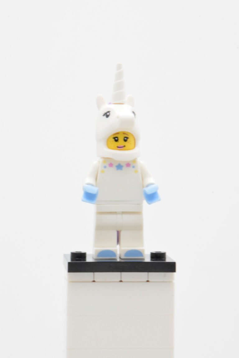 col197 - Unicorn Girl