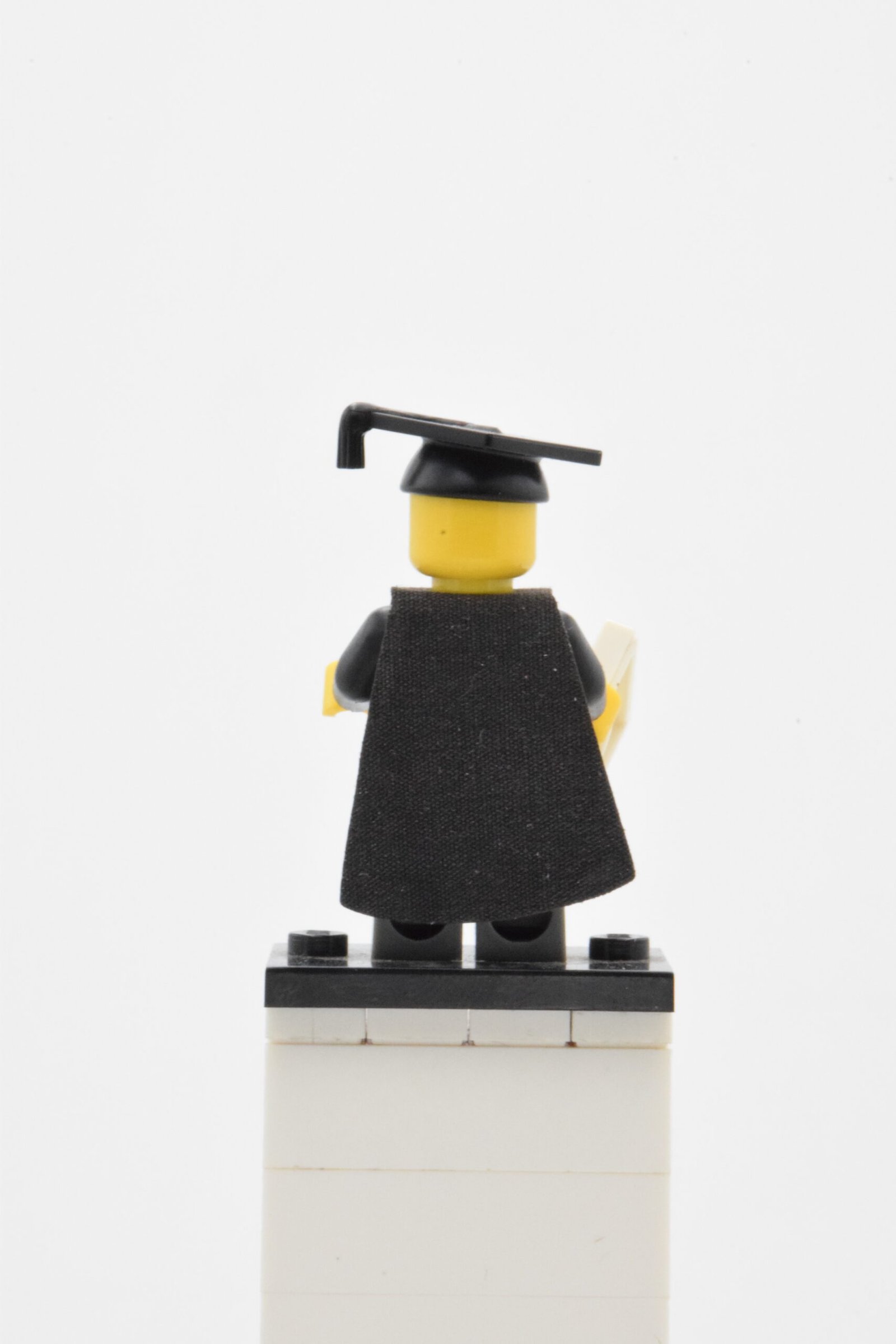 col065 - Graduate – Image 3