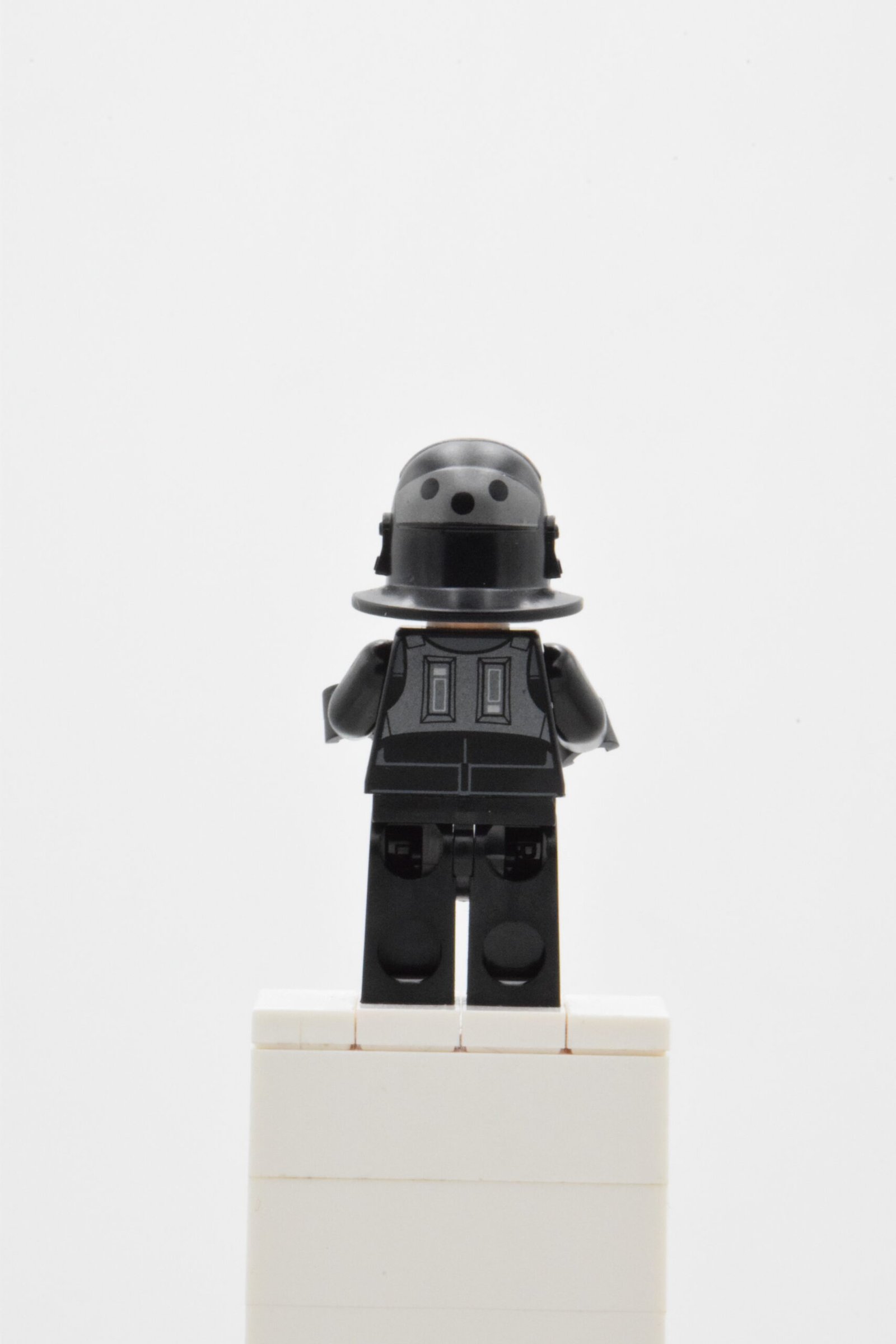 sw0625 - Agent Alexsandr Kallus – Image 3