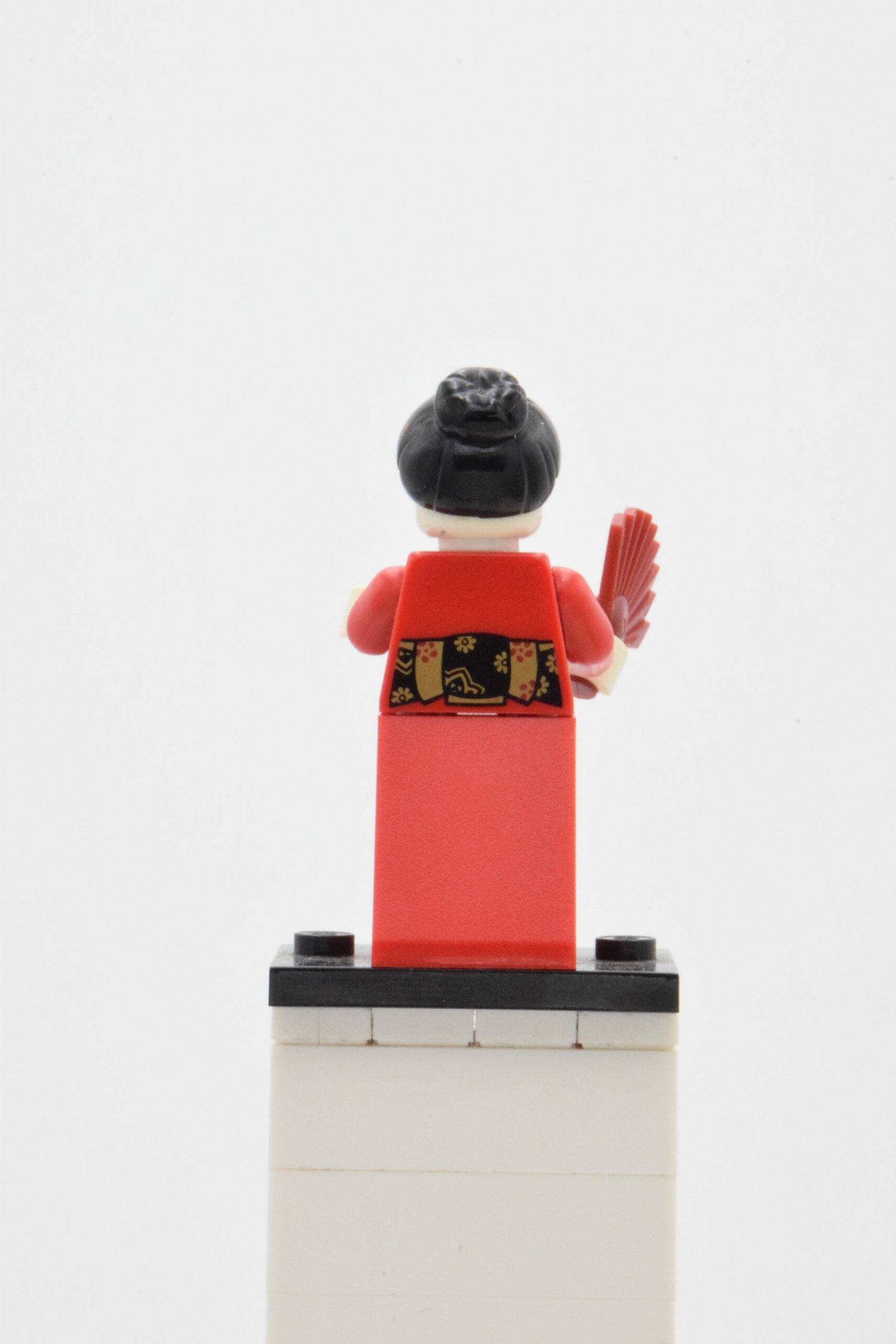 col050 - Kimono Girl – Image 3