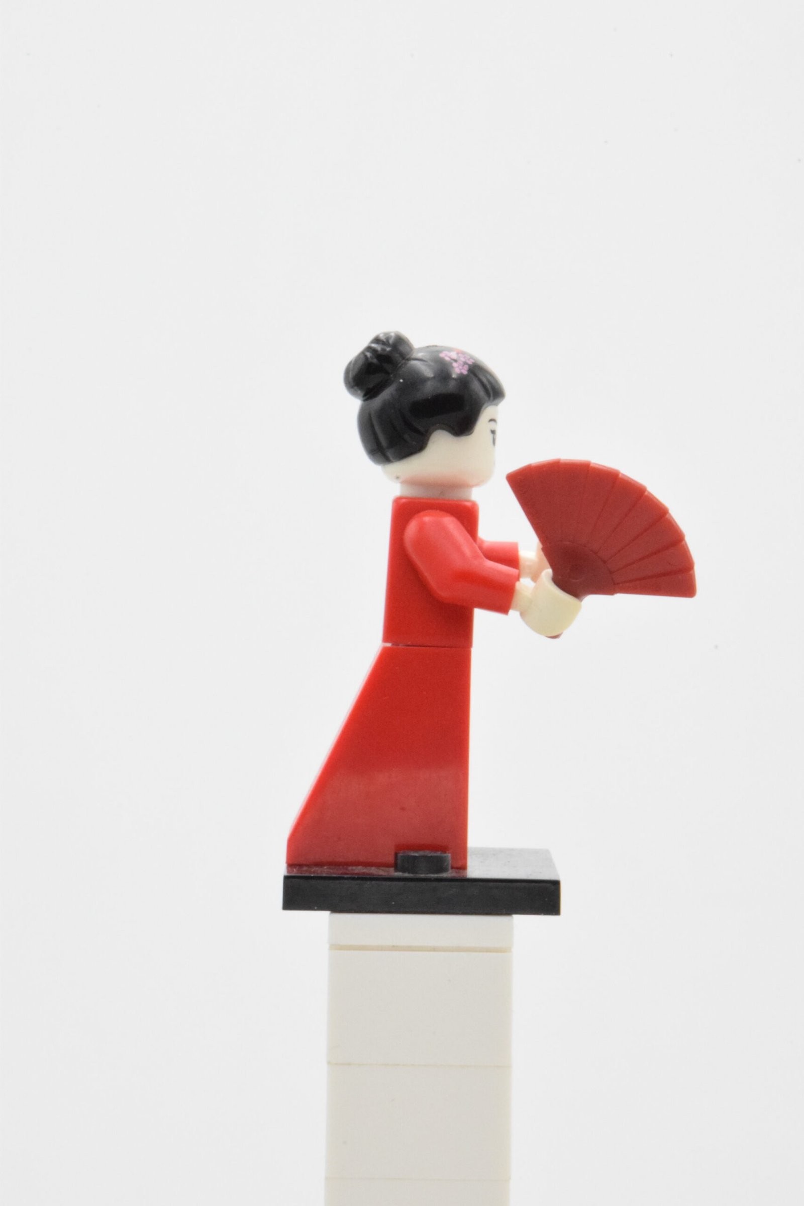 col050 - Kimono Girl – Image 4