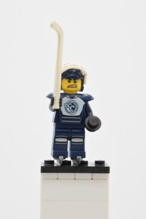 col056 - Hockey Player