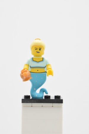 col193 - Genie Girl
