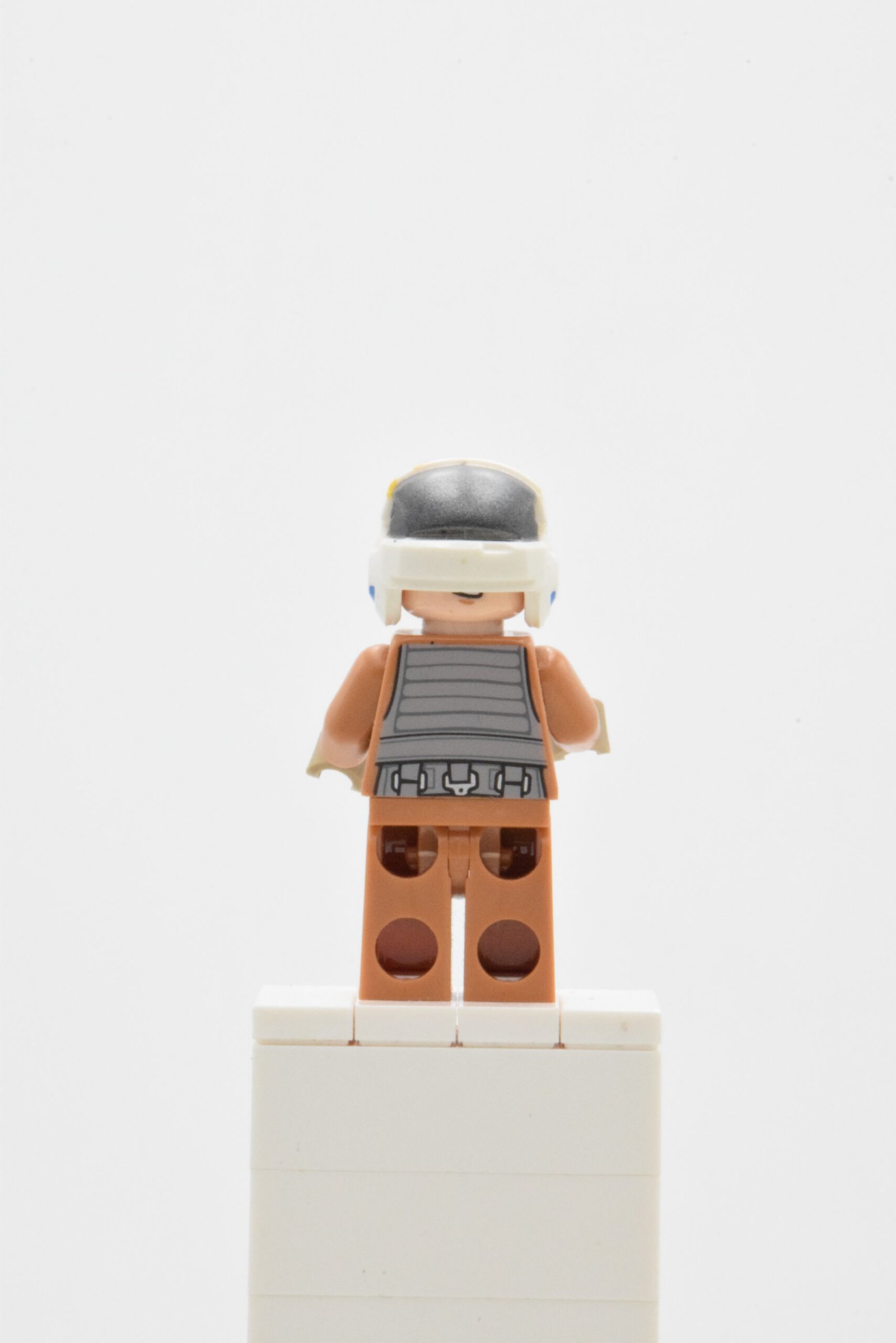 sw0861 - Resistance Bomber Pilot – Image 3