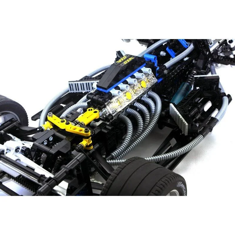 Un moteur V10 transparent à pistons mobiles