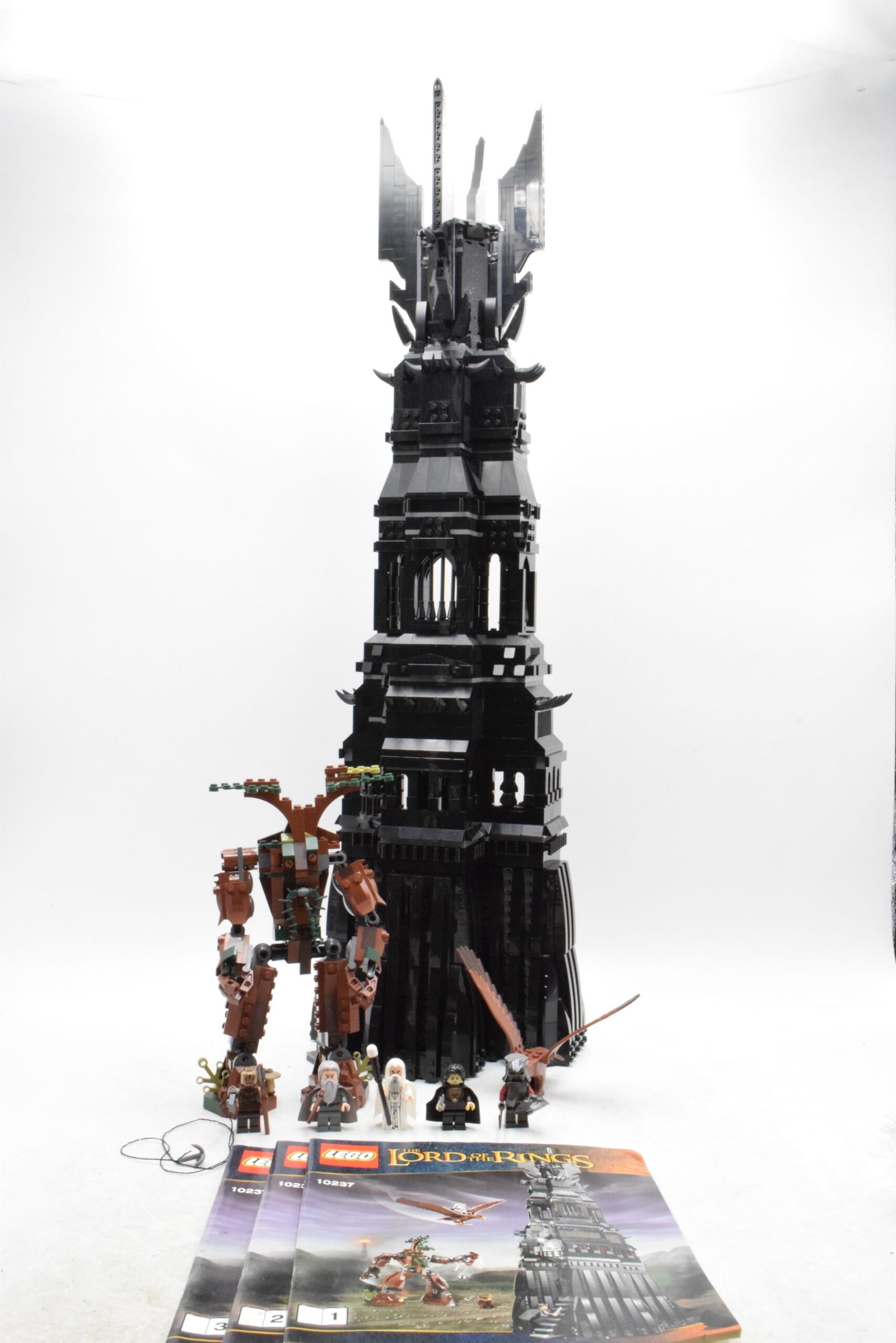 10237 - La tour d'Orthanc – Image 2