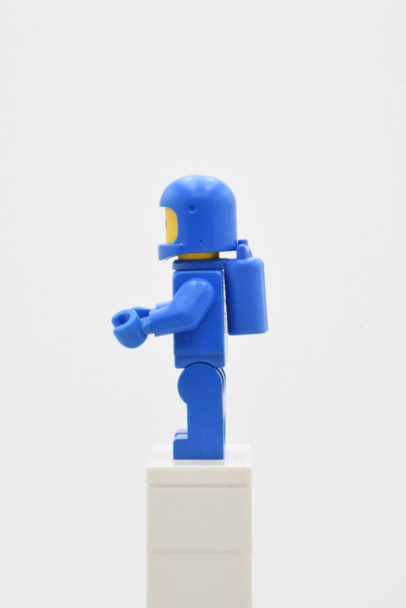 sp004 - Classic Space - Blue with Air Tanks – Image 2