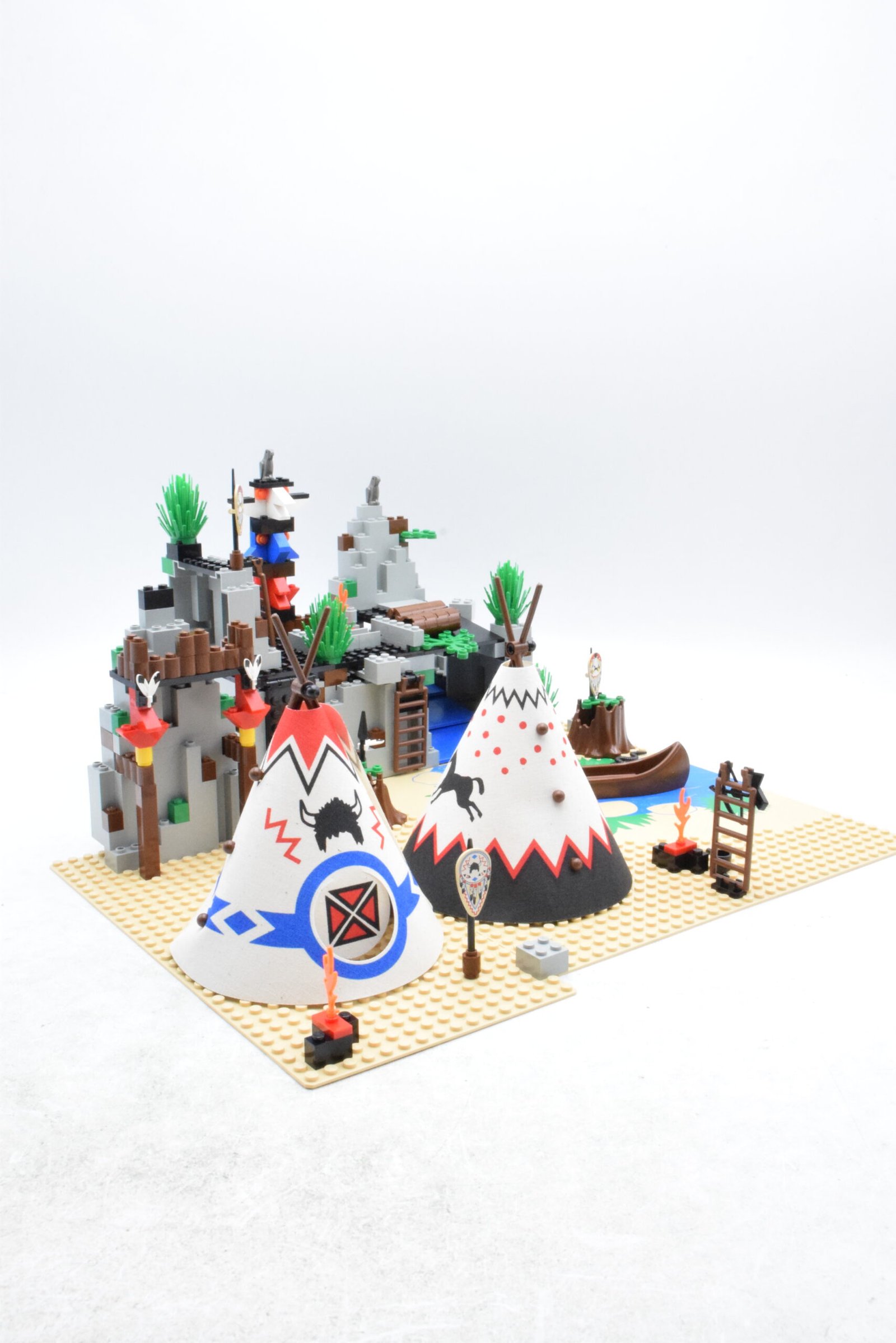 6766 - Rapid River Village – Image 5